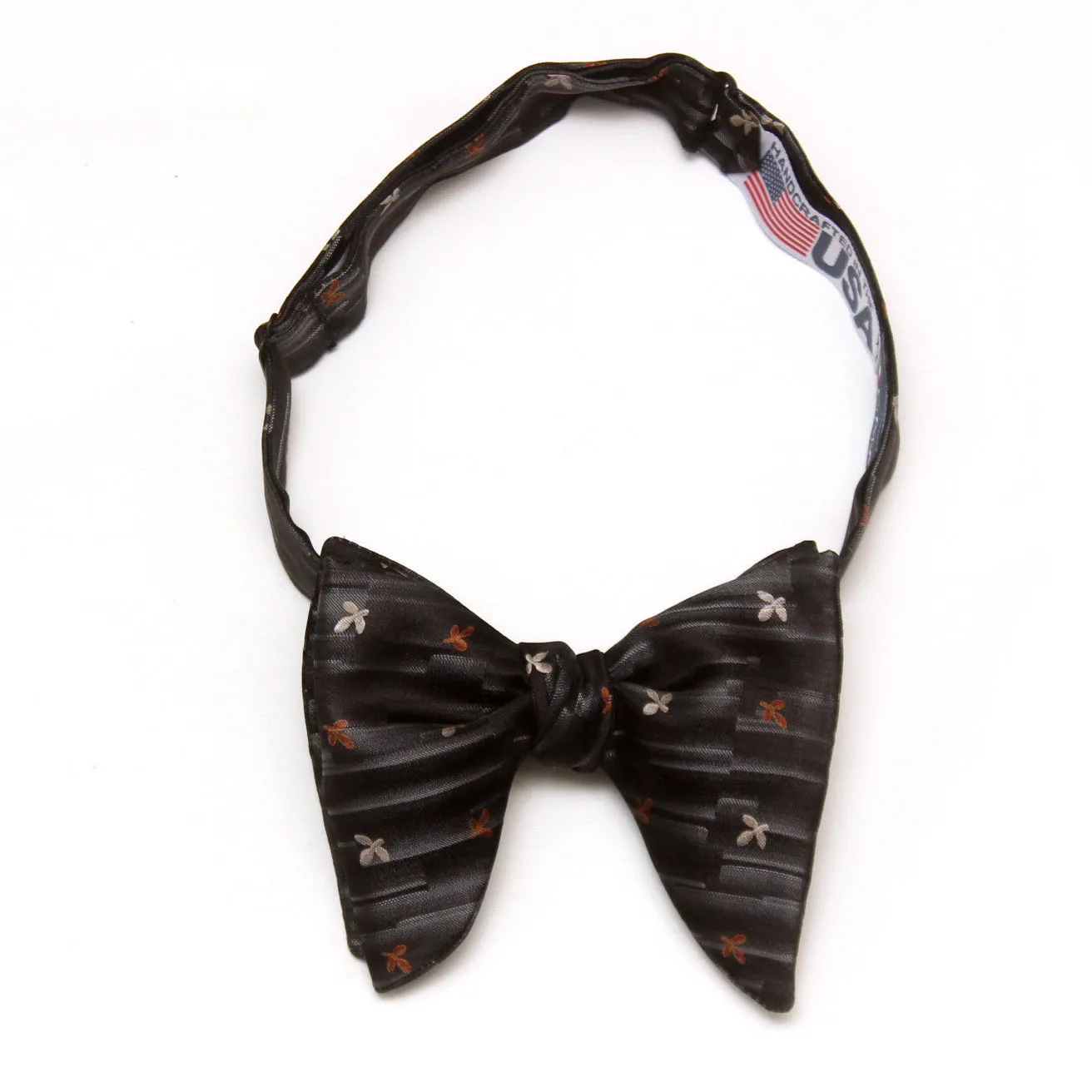 Big Butterfly Bow tie in Black Silk Bow Tie