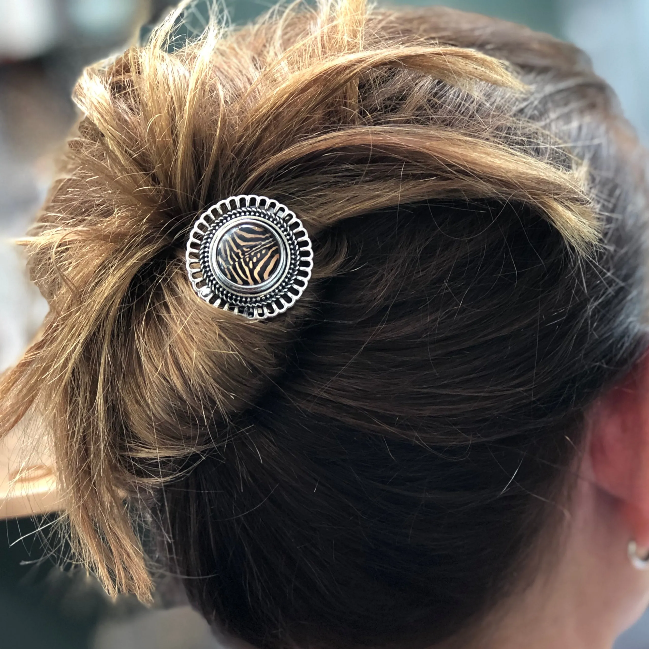 Hairpin Round- HAIRACCESSOIRE - incl. 3 gratis buttons naar keuze