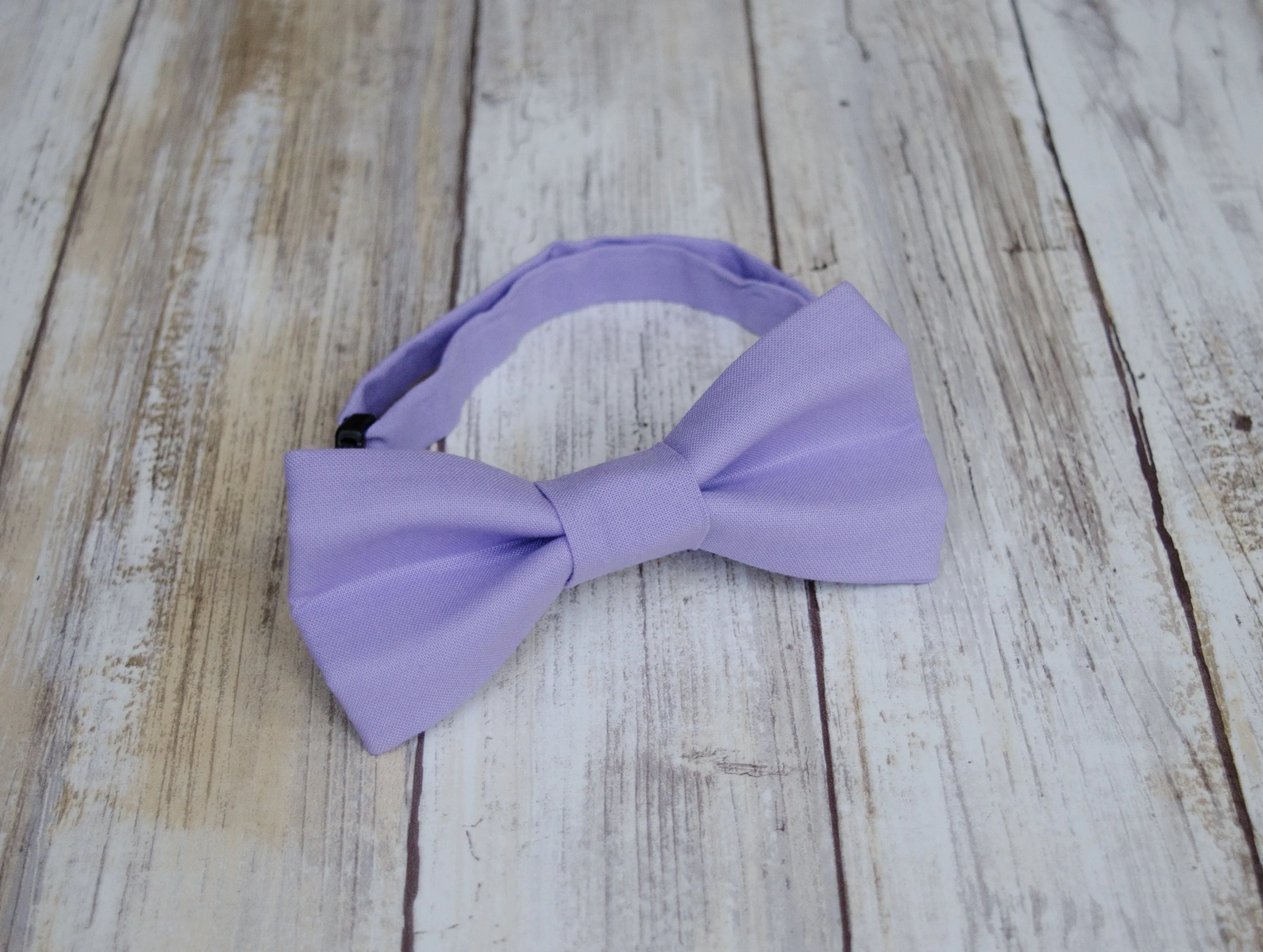 Lavender Bow Tie (164)