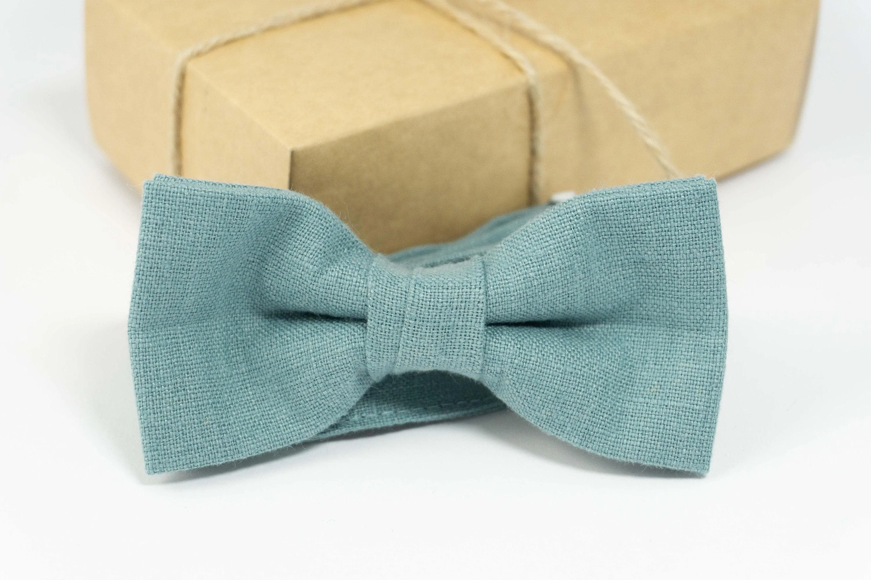 Mint gray mens bow tie | Mint gray wedding bow tie