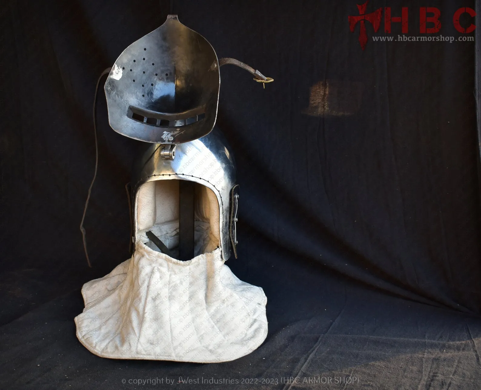 Nuremberg klapvisor Bascinet Helmet