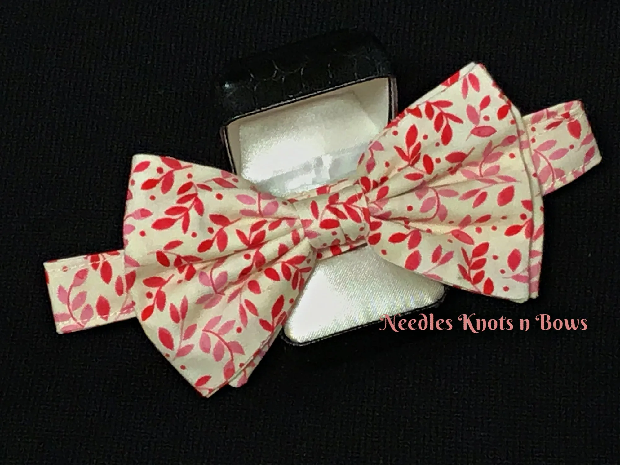 Shades of Pink Vines Floral Bow Tie
