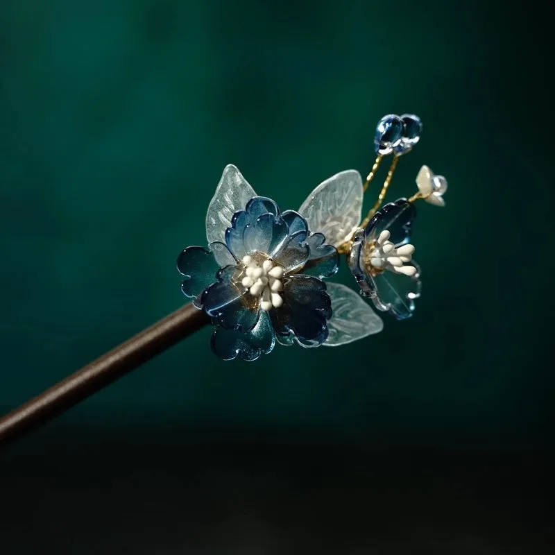 Simple and Stylish Women's Peach Blossom Style Tassel Hairpin
