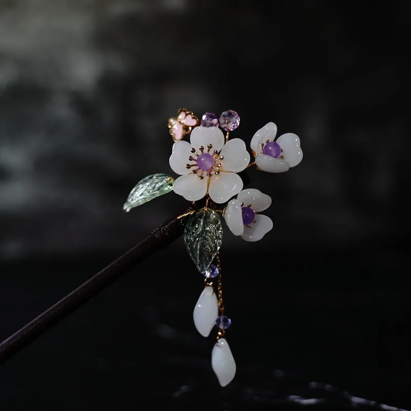 Simple and Stylish Women's Peach Blossom Style Tassel Hairpin
