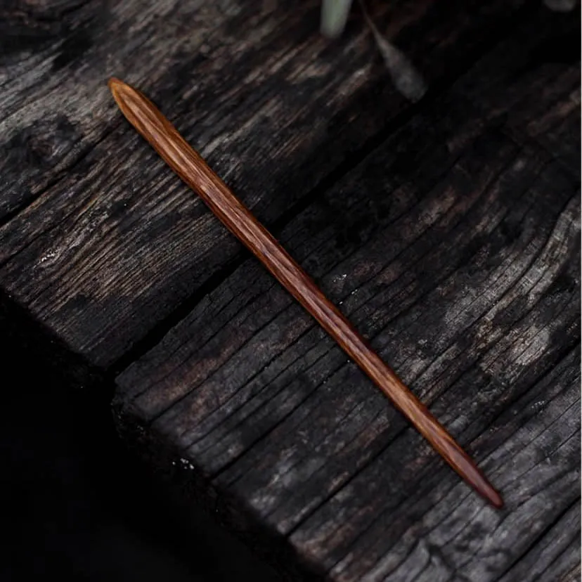 Wu Shi | Sandalwood Hairpin